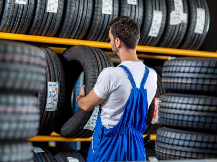 Bahçelerarası Oto Lastikçi